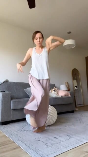 There comes a point where trying to fit yourself into what “works” just doesn’t feel right anymore.

Where showing up in a way that feels more polished, more filtered, more acceptable… starts to feel disconnected from who you ACTUALLY are.

And something inside you starts asking for more…
More truth, depth, and honesty in how you express yourself and your work.

Because your work was never meant to come from just ONE part of you.

It was meant to hold all of you! ☀️

And when you allow that… the right people can feel it.

They recognize themselves in what you share.
They feel seen, understood, and connected to your message.

And that’s what draws them in.

If this is something you’ve been feeling into lately, you’re not alone. ♡

This is the kind of work I care about MOST right now, and I’ll be sharing something soon for those of you who feel ready to create from this place, too.

Hop on the email list via link in bio to find out more if you’re not on it already!